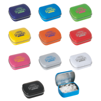 Klein blik met ca. 10 gr. extra strong suikervrije `triangle` mints