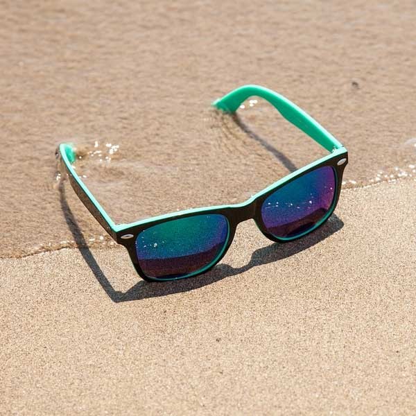 zonnebrillen-relatiegeschenk