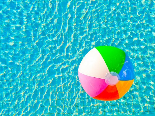 De-Pennenboer-vrolijke-strandballen