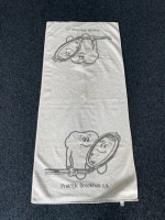 Ingewoven handdoek 70 x 140 cm, 450 gr/m2